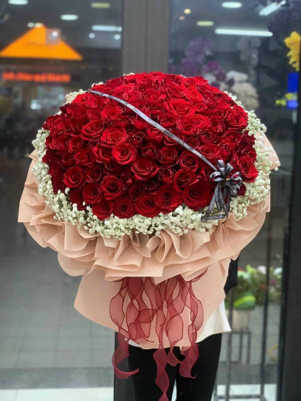 Bó hoa hồng đỏ Eudo 2212